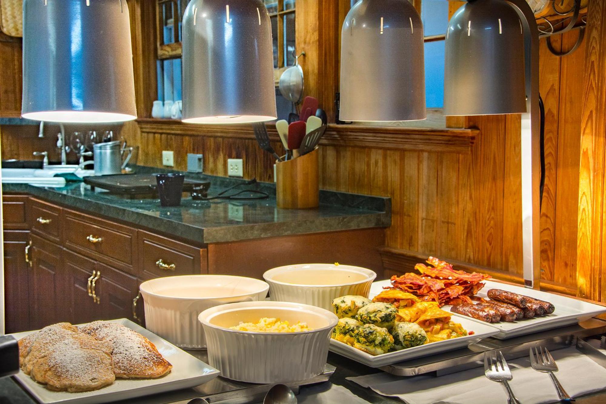 The Castle Bed And Breakfast Ocracoke Εξωτερικό φωτογραφία