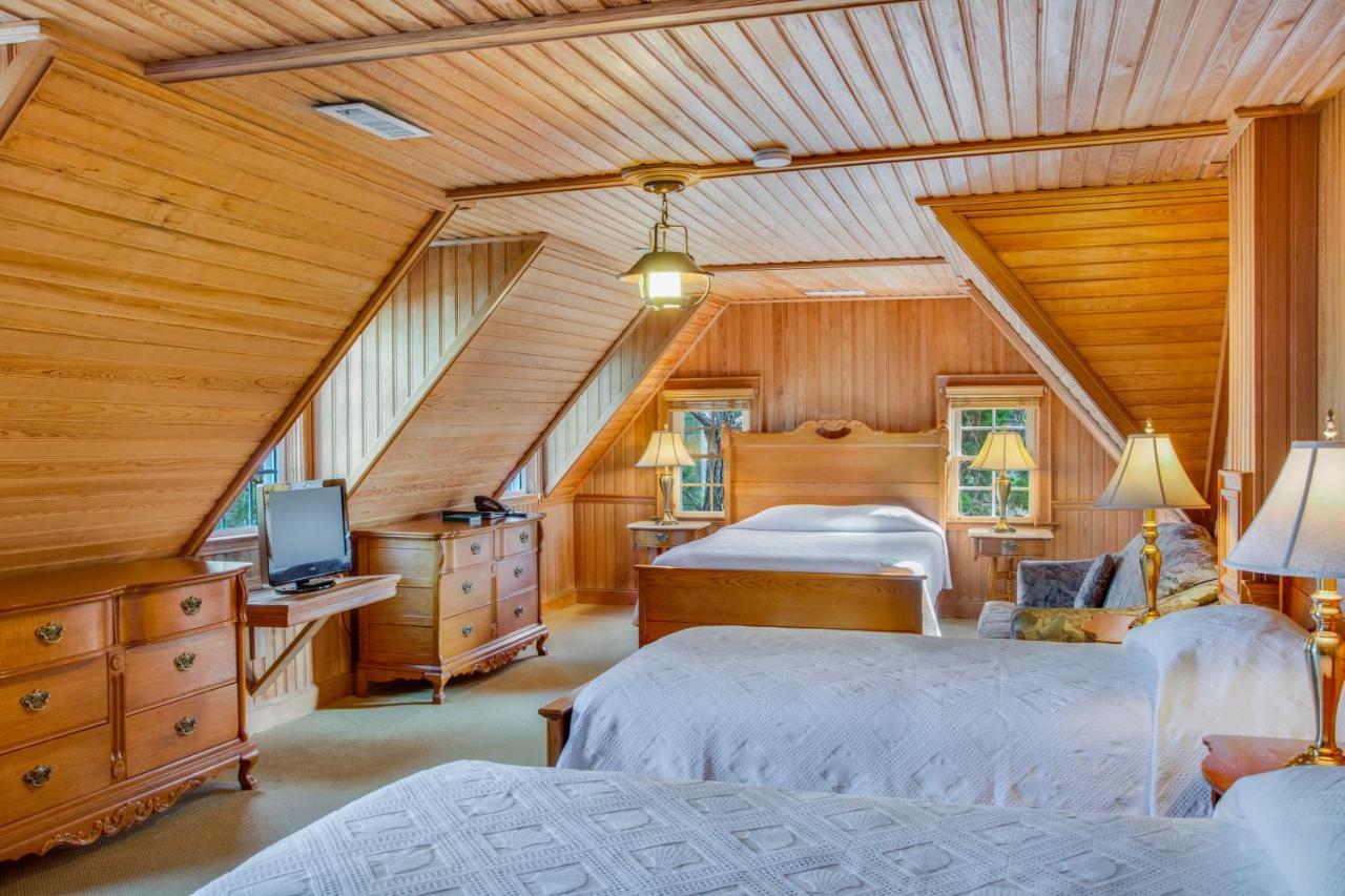 The Castle Bed And Breakfast Ocracoke Εξωτερικό φωτογραφία